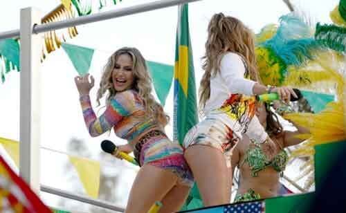 शकीरा के ''वाका-वाका'' के सामने जेनिफर का  ''वी आर वन'' फेल