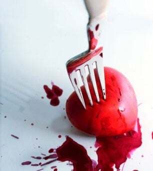 प्यार में दरिंदगी: रकीब का दिल खाया छुरी एवं कांटे से