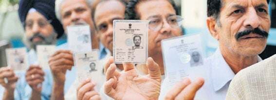 चुनाव लड़ने वाली पार्टियां 484  संसद पहुंचे सिर्फ 35 के नुमाइंदे