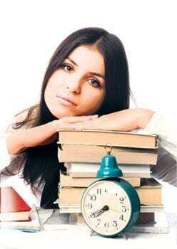 डीयू का बेहद चर्चित कोर्स है बीएमएस