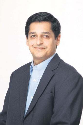 भाषाओं को बनाया बिजनेस का आधार