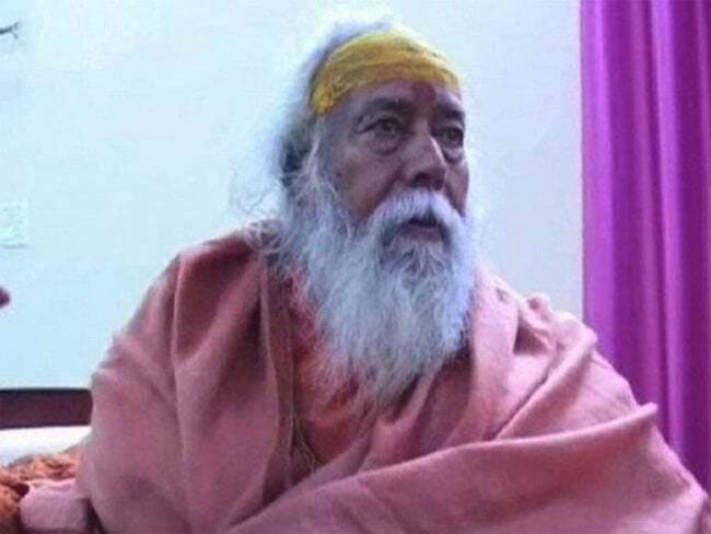 पहले भी स्‍वरूपानंद रह चुके हैं विवाद में