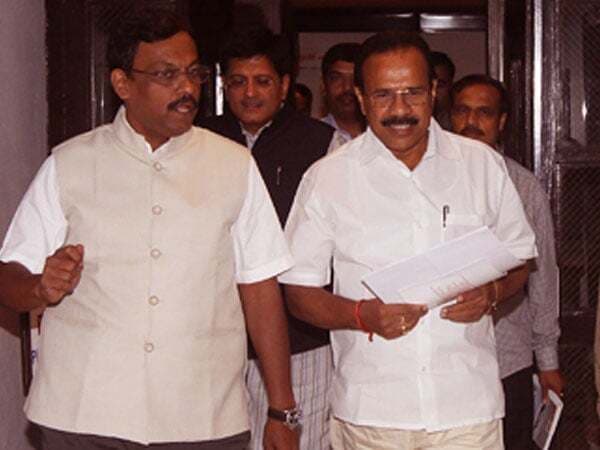 जल्द हो सकती है रेल किराये में कमी