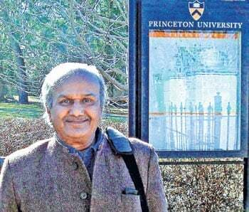 दिल्ली विश्वविद्यालय का कोर्स-विवाद