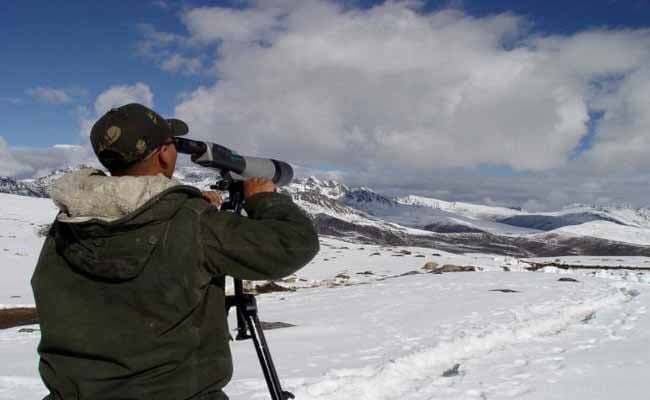 उपराष्ट्रपति चीन की यात्रा पर, चीन का घुसपैठ जारी