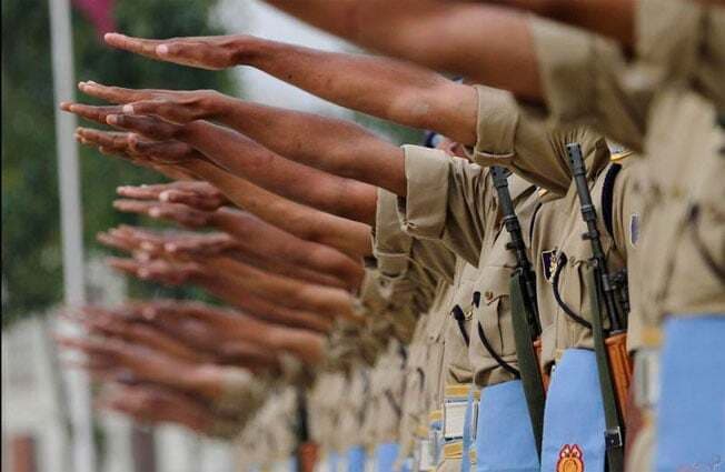 चीन-भारत सीमा पर लोगों को पैरा मिलिट्री ट्रेनिंग देने की मोदी सरकार की योजना