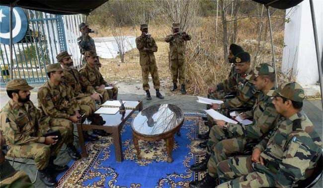 कश्मीर को हथियाना के फिराक में पाक!