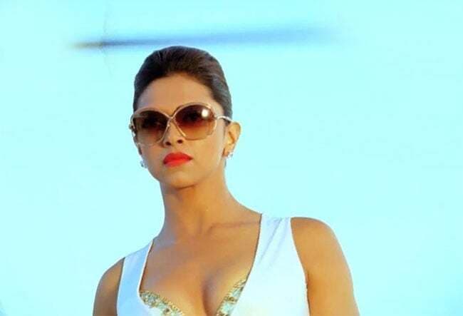 सबको पछाड़ दीपिका बनी दुनिया की सबसे सेक्सी महिला