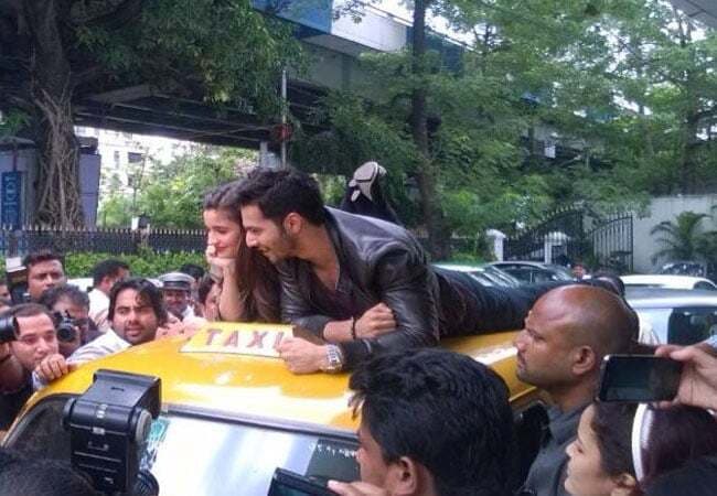 वरुण और आलिया पर चढ़ा फुटबॉल का खुमार