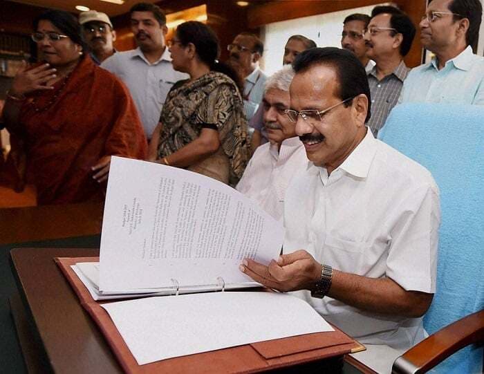 RAIL BUDGET:रेलवे करेगा नौकरियों की बौछार