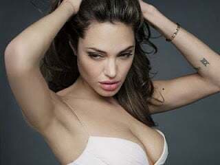 बोलीं एंजेलिना,रेप साइलेंट किलर