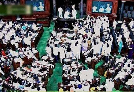 रोजेदार के मुंह में जबरन रोटी ठूंसने के मामले में आज भी संसद में हो सकता है हंगामा