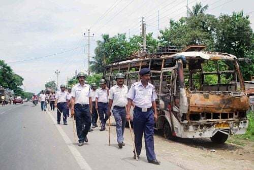 पुलिस हिरासत में कैदी की मौत, हंगामा, बागडोगरा बना रणक्षेत्र