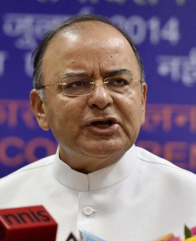 राजकोषीय घाटा को कम करना सरकार के लिए चुनौति
