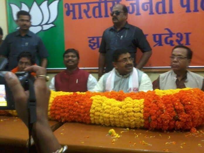 लालचंद महतो और साइमन मरांडी भाजपा में शामिल