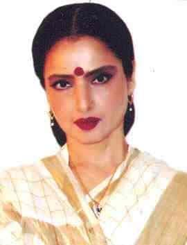 विवाद के बाद रेखा पहुंची राज्‍यसभा