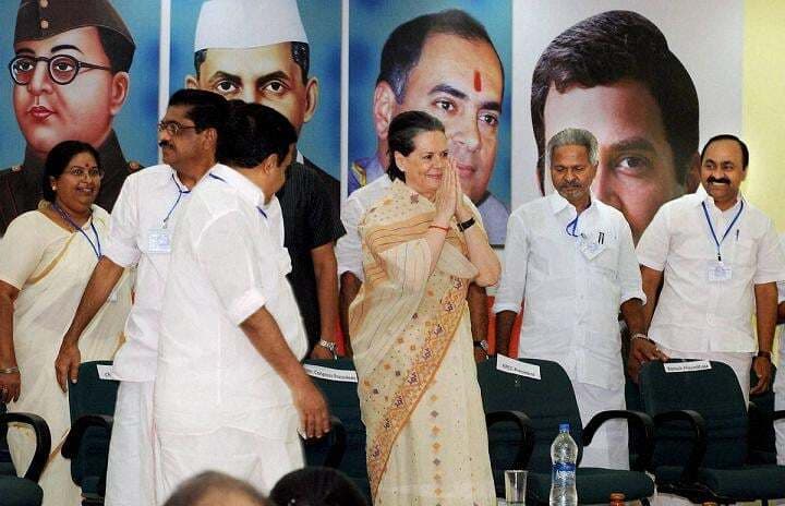 पाक सीजफायर पर क्या कर रहे हैं 56 इंच सीने वाले मोदी :कांग्रेस