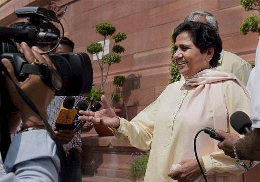 मुलायम का माया मोह,बहन जी ने ठुकराया