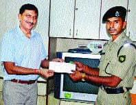 सोना पकड़ने में माहिर बीएसएफ जवान सम्मानित