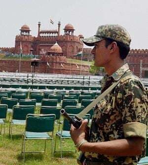 स्वतंत्रता दिवस के मद्देनजर राजधानी दिल्ली में कड़ी सुरक्षा के इंतजाम