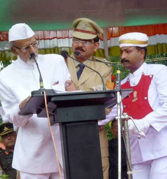 झारखंड:स्वतंत्रता दिवस पर भाषण देते हुए राज्यपाल सैयद अहमद बेहोश