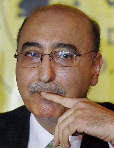 पाकिस्तान का हमला जारी,अब्दुल बासित ने लगाया भारत पर सीजफायर का आरोप