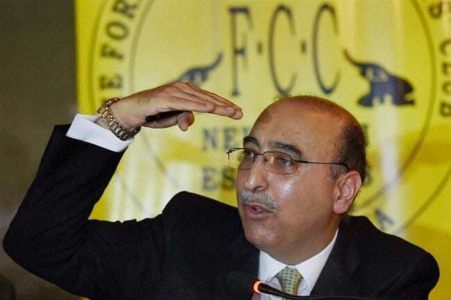 पाक ने कश्मीरी अलगाववादियों को कहा ''पक्षकार'', भारत ने किया पलटवार