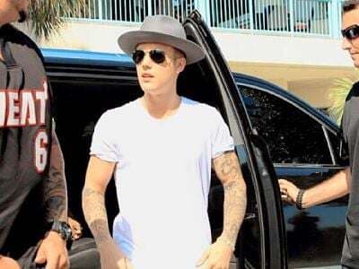 जस्टीन बीबर ने पूछा ''शूड आइ डू इट''