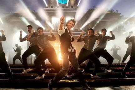 काश!  मैं नाचने के मामले में रितिक से आधा भी काबिल हो पाता-आमिर