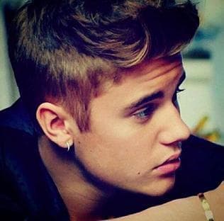 जस्टिन बीबर कनाडा में गिरफ्तार