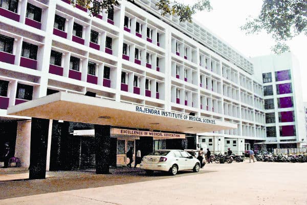 रिम्स:खाली रहेंगी एमबीबीएस की 60 सीटें