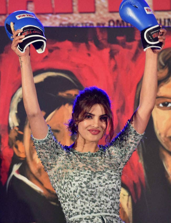 ''मैरीकॉम'' प्रियंका की बाक्सिंग 27 करोड के पार