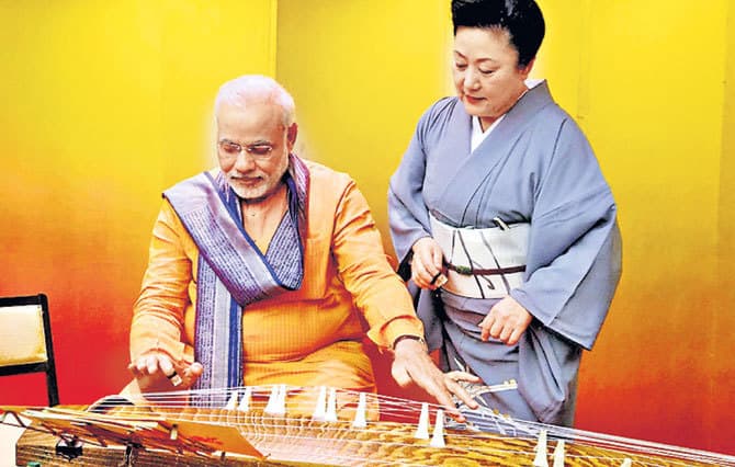 परमाणु नीति पर नरेंद्र मोदी की नरमी