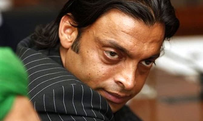 तेज गेंदबाजों को बचा कर रखे भारत : शोएब अख्तर