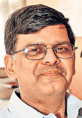 राय आपकी, ठेकेदारी किसी और की!