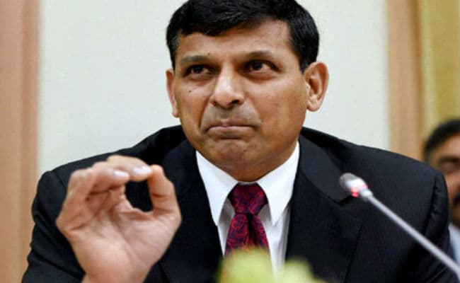 ऊंची मुद्रास्फीति के खिलाफ जंग जीतने की जरूरत: राजन