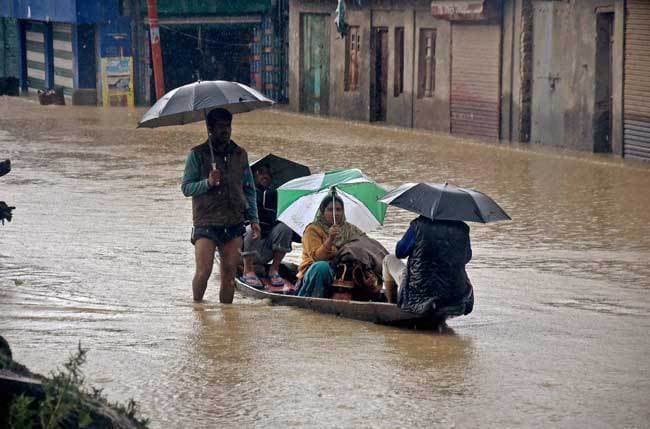 जम्मू-कश्मीर : बाढ़ पीडितों के लिए अमेरिका ने दी 2,50,000 डॉलर की सहायता