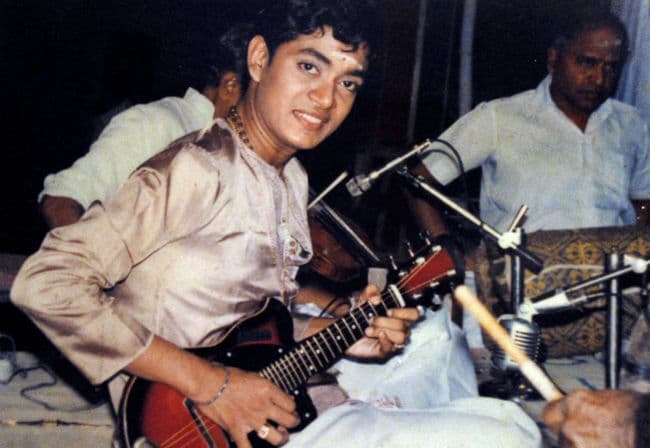 प्रख्यात सारंगी वादक ''मेंडोलिन श्रीनिवास'' नहीं रहे