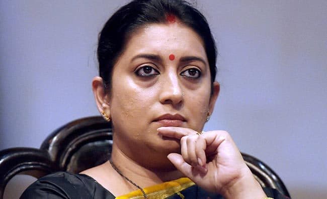 संस्कृति एवं मूल्यपरक हो शिक्षा : स्मृति ईरानी