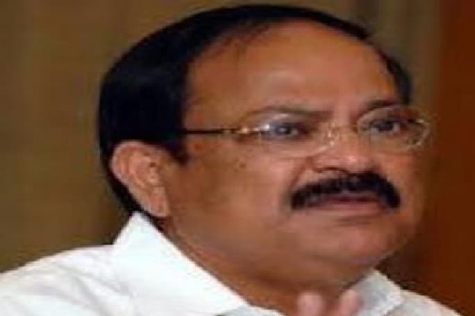 जल्‍द ही महिला आरक्षण विधेयक लायेगी सरकार : वेंकैया नायडू