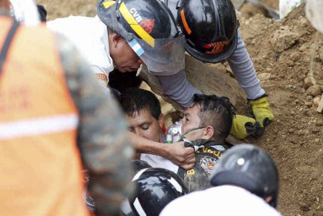 ग्वाटेमाला में भूस्खलन से 131 लोगों की मौत, सैकडों अब भी लापता