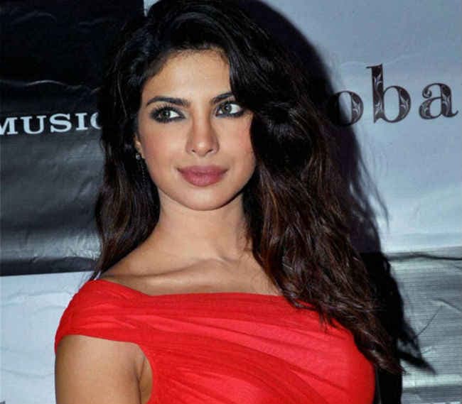 जानिए, प्रियंका चोपड़ा किस बात से हैं दुखी