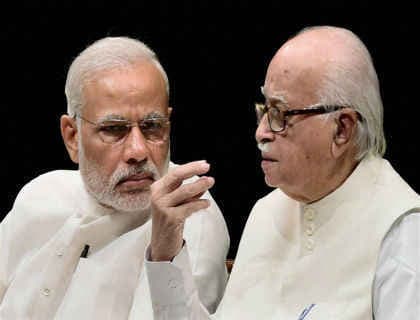 दादरी कांड पर अगर मैं बोलूंगा, तो अटल जी को बुरा लगेगा : आडवाणी