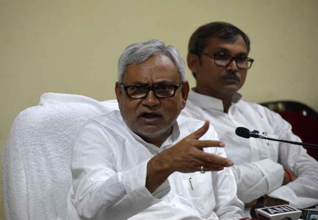 नरेंद्र मोदी को नीतीश कुमार ने दिया जवाब कहा- PM हो गए हैं हताश