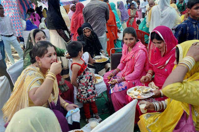 बिसहड़ा में मुस्लिम लडकियों की शादी के लिए हिंदुओं ने बढ़ाया मदद का हाथ