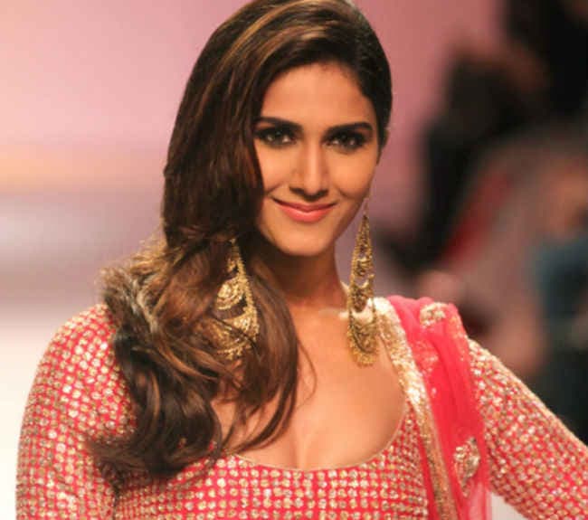 आदित्‍य की ''बेफिक्रे'' में लीड रोल प्‍ले करेंगी वाणी कपूर