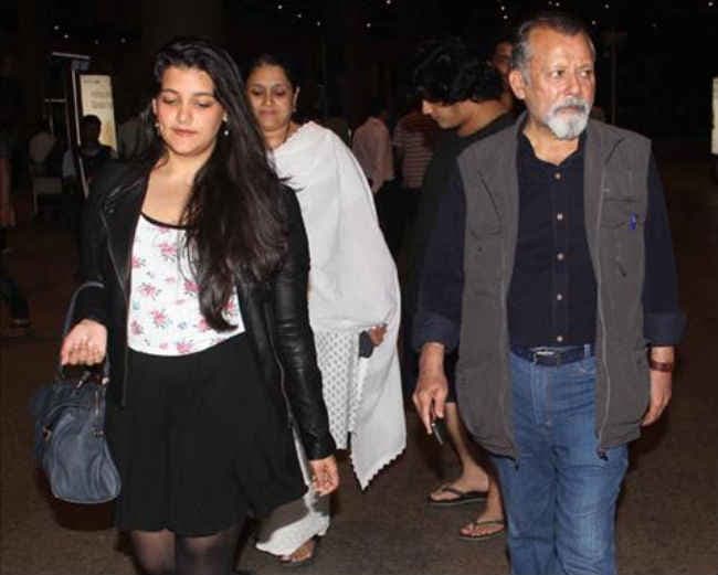 क्‍यों भाई शाहिद से ज्यादा पिता पंकज से डरी हुई थीं सना कपूर