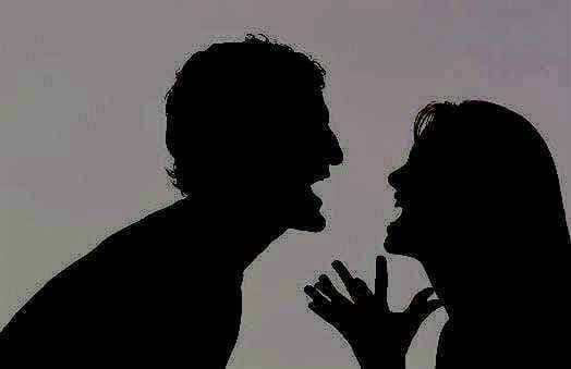 बदला लेने के लिए लड़की ने निकाली लड़के की आंखें