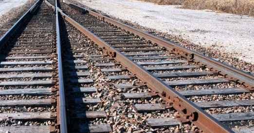 समझौता एक्सप्रेस के भारतीय यात्रियों ने वाघा सीमा पैदल पार की