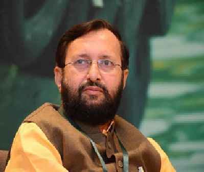 अवैध कारोबार को हतोत्साहित करने के लिए शिकारियों के खिलाफ कठोर कार्रवाई जायेगी :जावडेकर